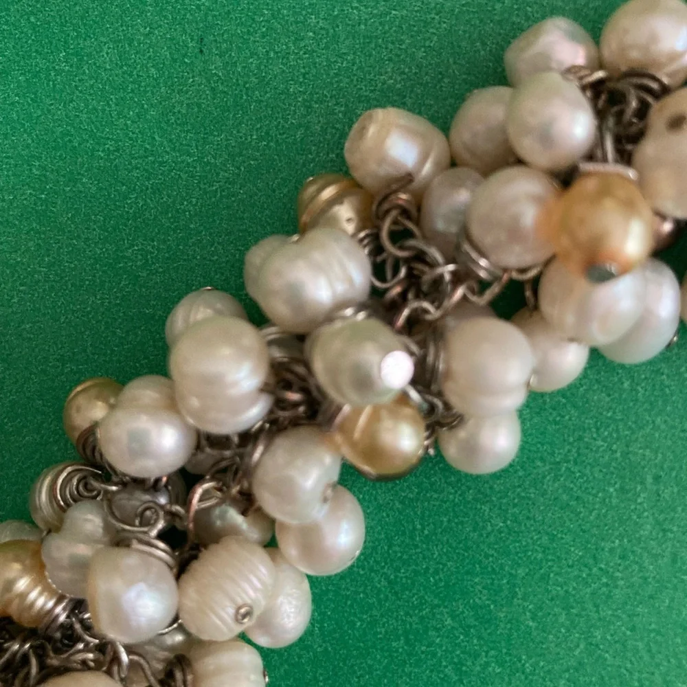 Vintage Pearl Cluster Bracelet - Picture 4 of 7